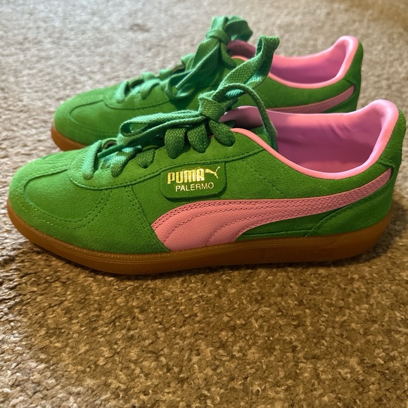 Puma Green and Pink Sneakers with Low Top Design and Gum Rubber Sole - Picture 3 of 3